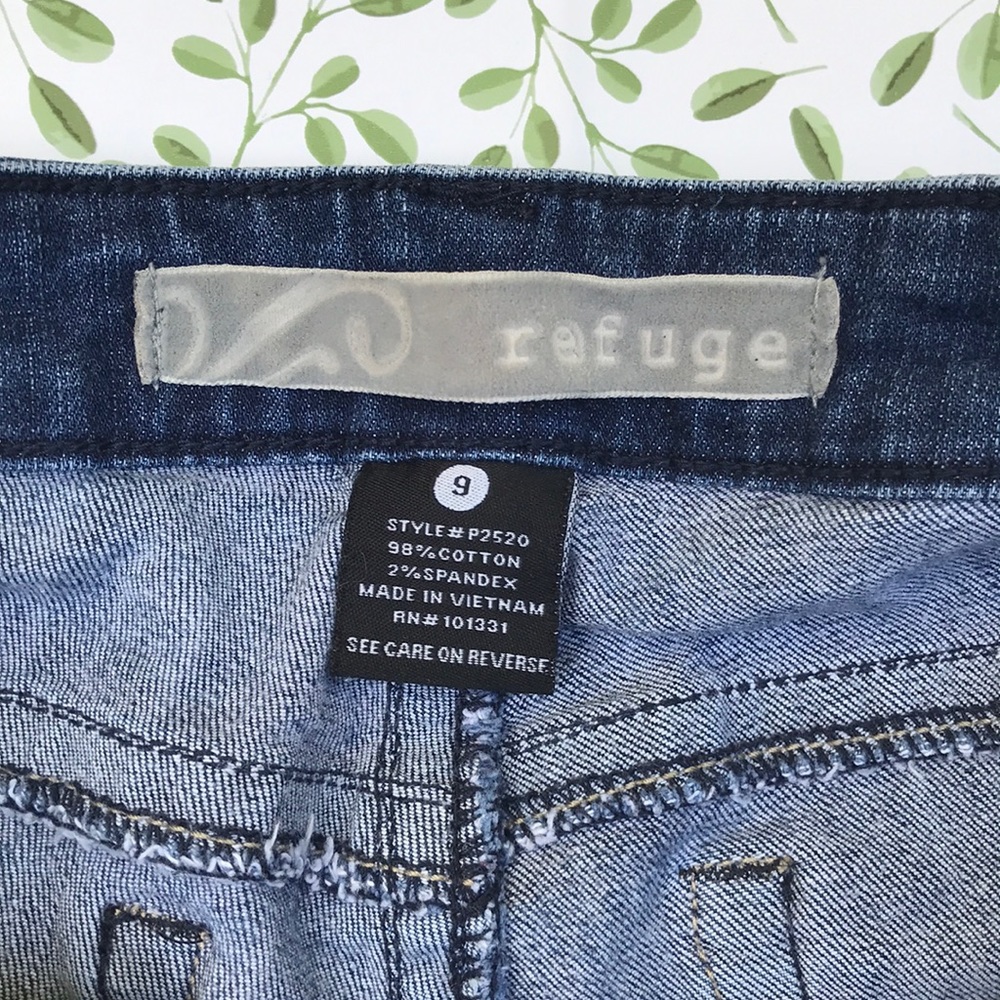 Refuge Ripped Jean - Picture 4 of 6
